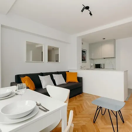 Shortstaypoland Jana Pawla Warszawa